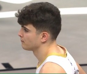 开云中国-刚换上也能进！篮网防守出问题 冈萨雷斯底角空位绝平三分命中！